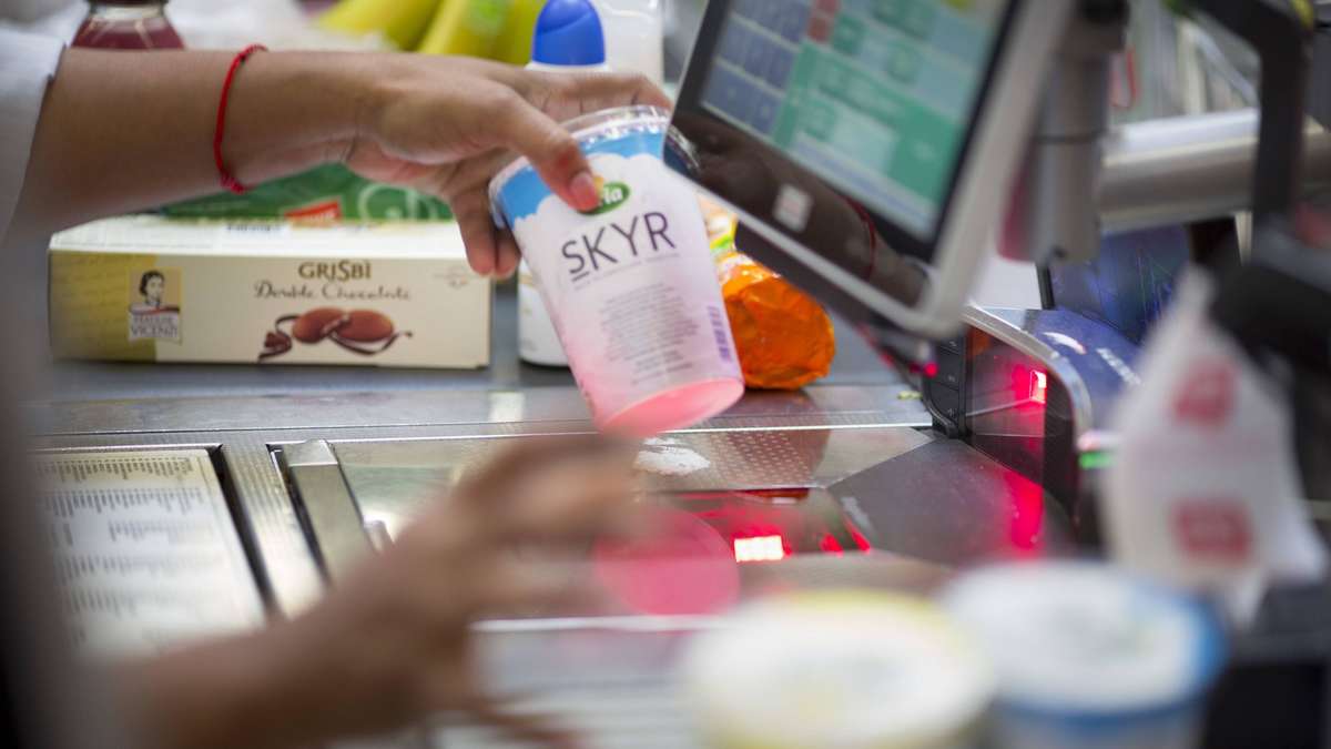 Verhalten an der Kasse sorgt für Empörung – „kotzt mich an“