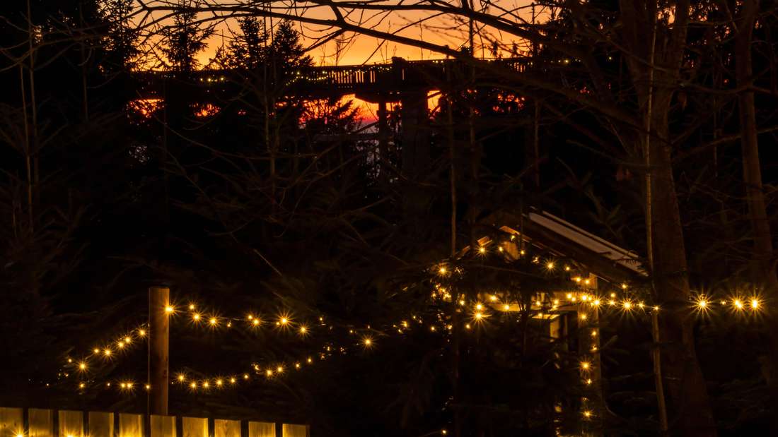 Christmas market at sunset at the Waldwipfelweg near Saint Englm IMG_33084 
