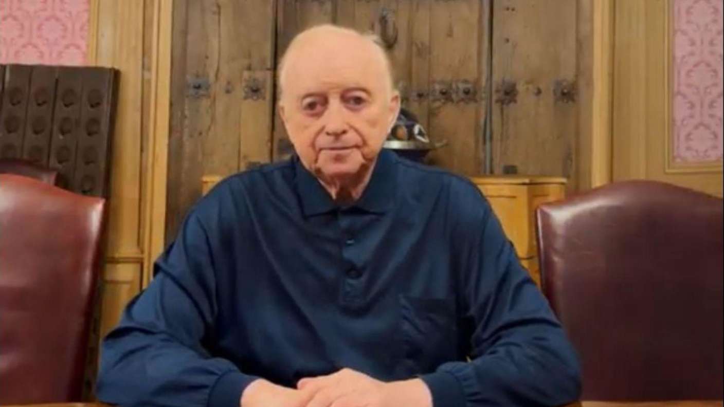 Alfons Schuhbeck in seiner Video-Botschaft zur Hullis-Premiere.