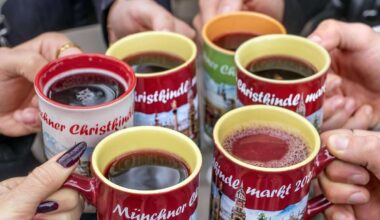 Glühweinpreise in Deutschland ziehen an – Stadt aus Bayern hat mit den günstigsten