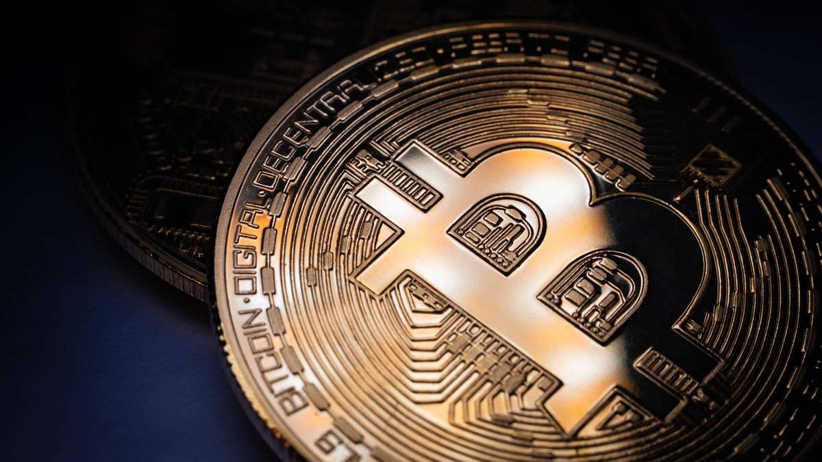 Bitcoin stürzt ab – Experten warnen vor weiterem Crash