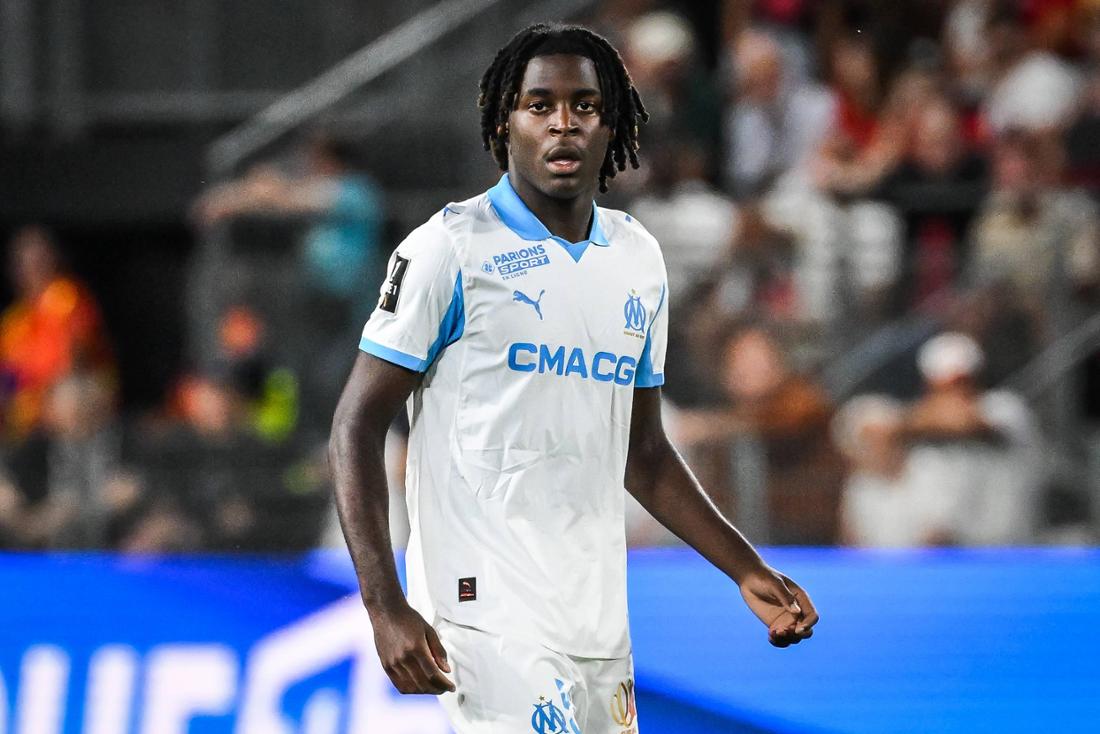 Wechselt Darryl Bakola zu Eintracht Frankfurt?