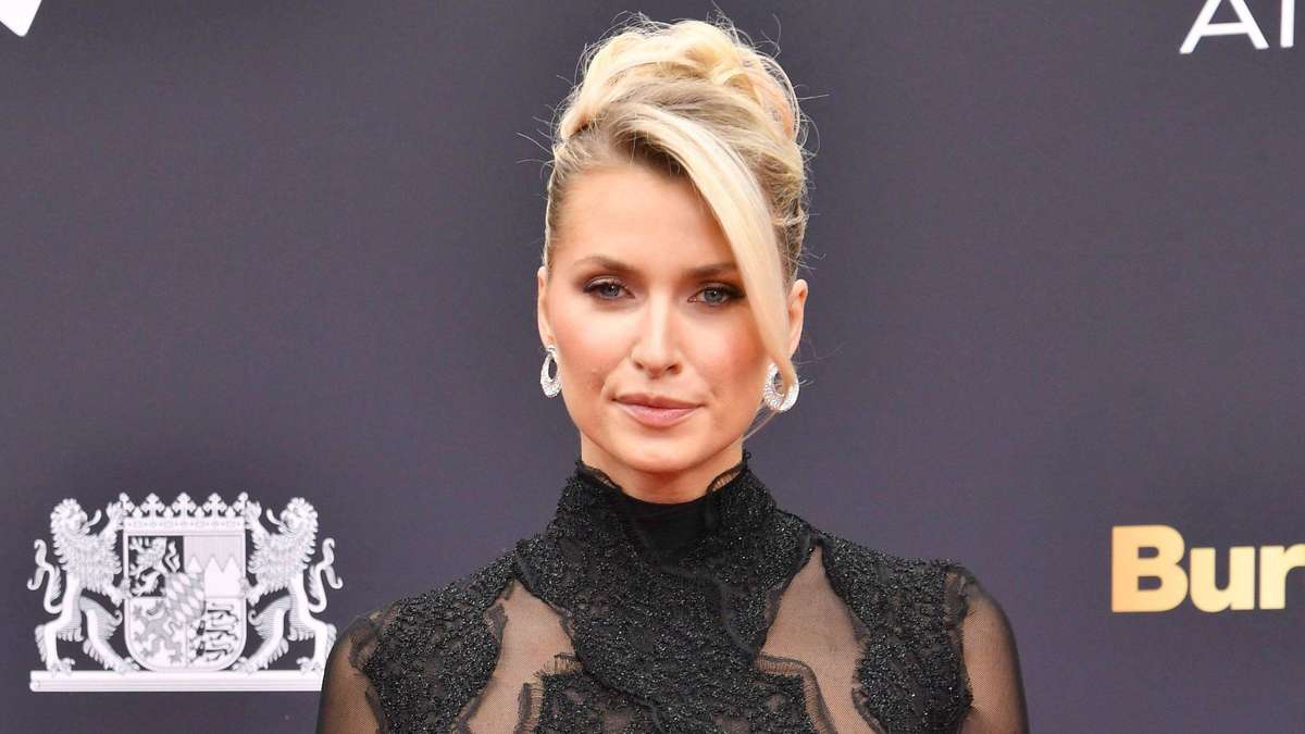 Bambi-Outfit von Lena Gercke spaltet Fans