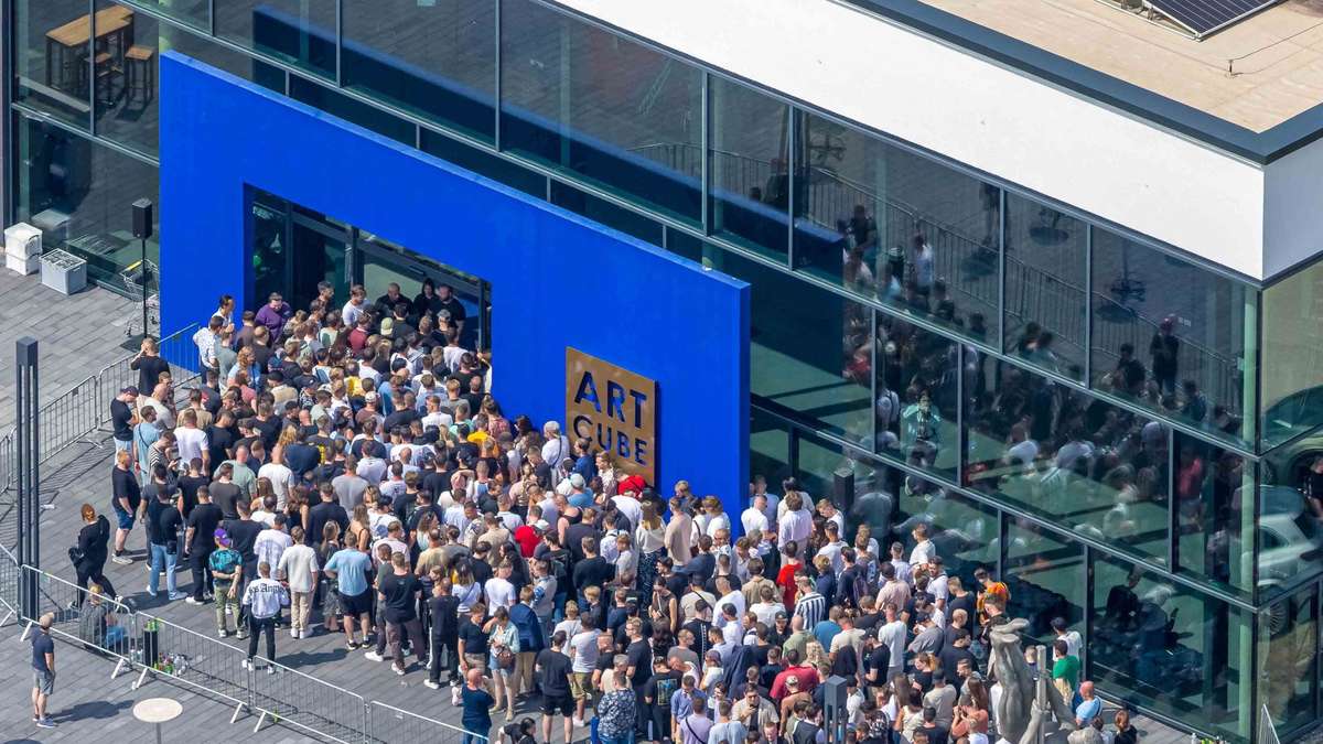 Weihnachtsmarkt und BVB-Legende bei Galerie Mensing