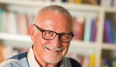 Konstantin Wecker gibt Beziehung mit Teenager zu: Sie war 15, er 63 - Rosenheim24