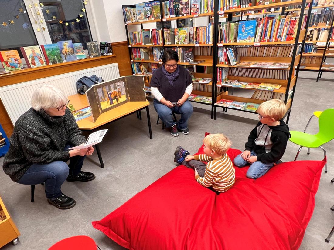 Vorlesewoche in Nawi: In der Bücherei und der Lenneschule finden Aktionen statt.