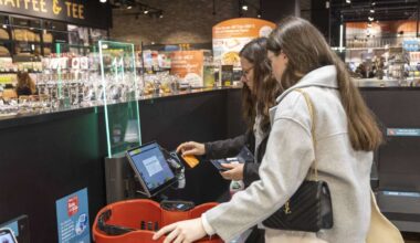 Supermarkt-Kunde sorgt mit „gewagter These“ zu SB-Kassen für Aufsehen