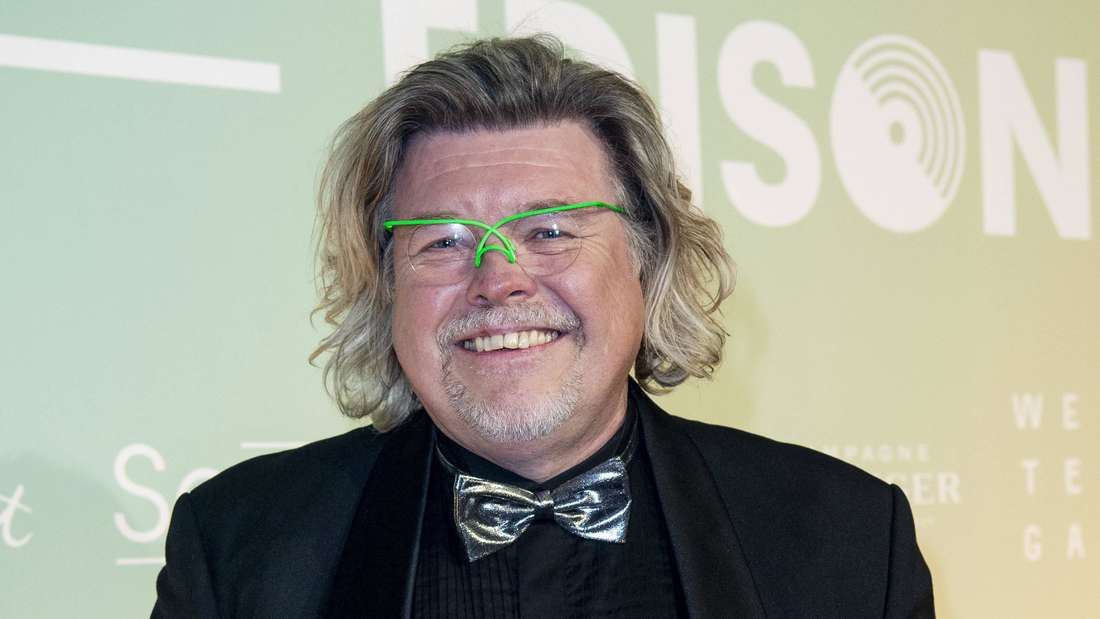 Ein Foto aus dem Jahr 2020: Die grüne Brille war das Markenzeichen von René Karst