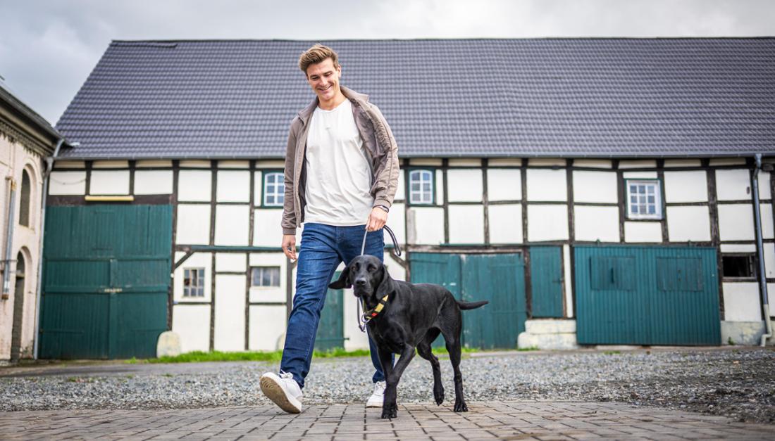 Die fertig geschnittenen Folgen von „Bauer sucht Frau“ kennt Friedrich Dieckmann bis zu deren Ausstrahlung selbst noch nicht. Fünf der insgesamt zwölf Folgen wurden inzwischen im Fernsehen gezeigt. 