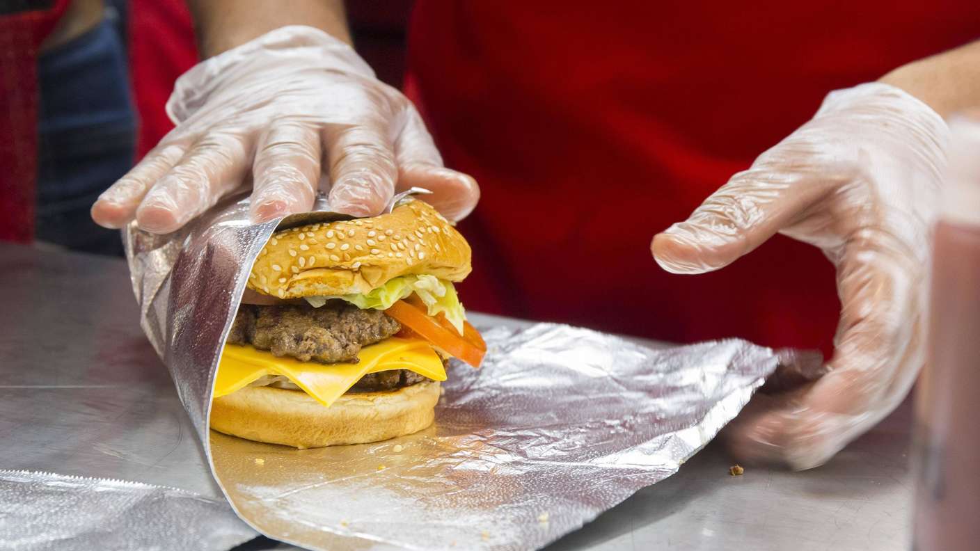 Eröffnung der ersten fast food Five Guys Filiale in Frankreich Paris Bercy 05 08 2016 StephenCai