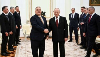 Orban skizziert Ende des Ukraine-Kriegs – Selenskyj schickt Team in die USA