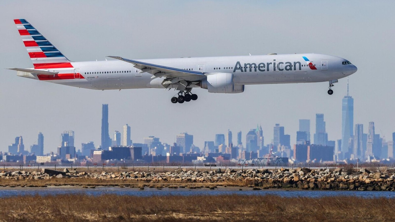 Verkehrsminister warnt vor „massivem Chaos“ im Flugraum – wegen Shutdown