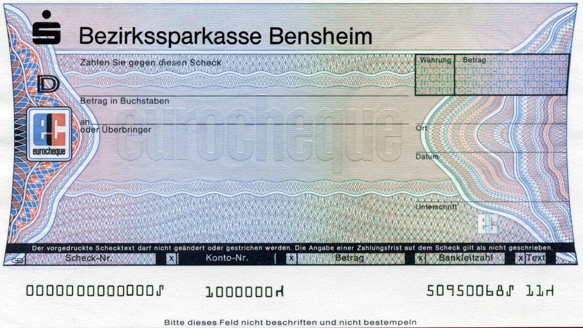 Ein Eurocheque: Der grenzüberschreitend garantierte Scheck lief bereits 2002 aus. Eurocheque