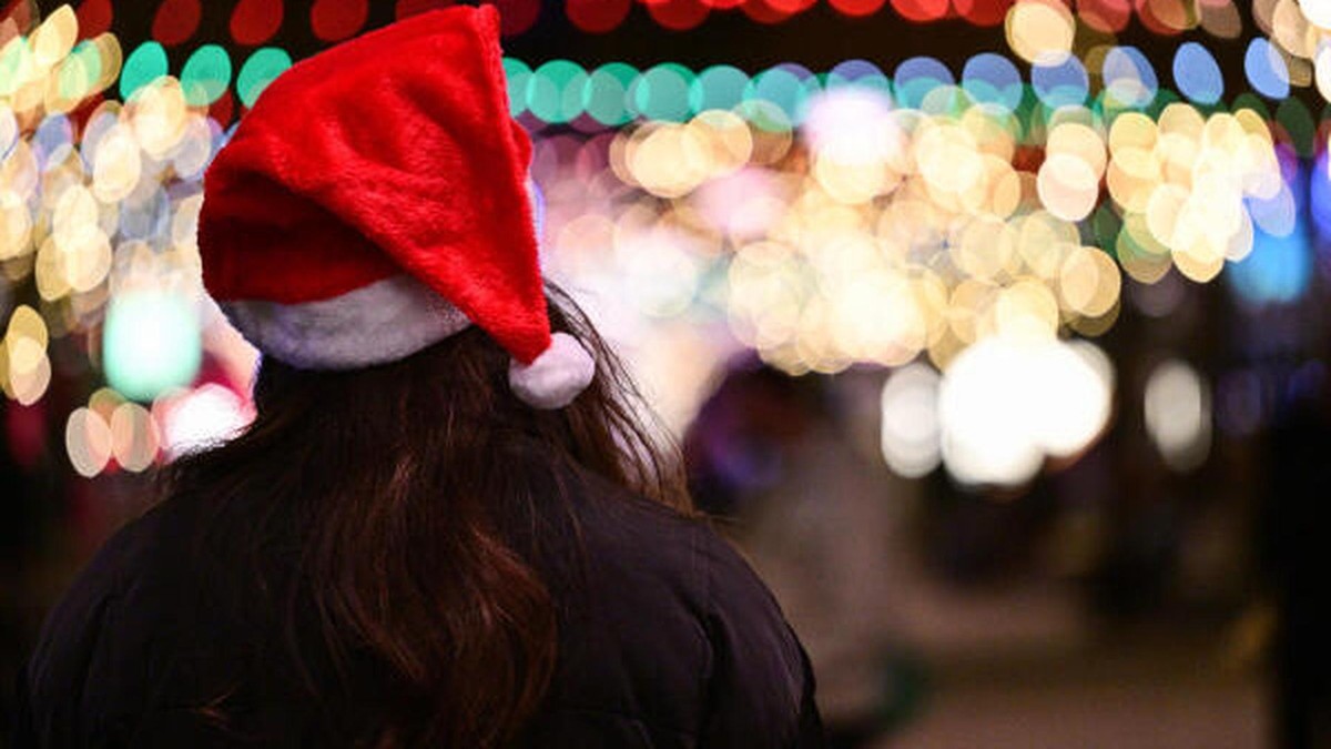 Licht an! Der Potsdamer Platz stimmt sich schon jetzt auf die besinnliche Jahreszeit ein.