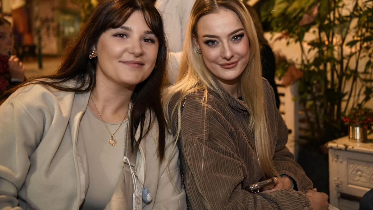 Einmal Eintritt zahlen, auf neun Floors tanzen bei den „Nachstrolchen“ in Duisburg. Nachtstrolche: Einmal zahlen, auf neun Floors tanzen.
22.11.2025 in Duisburg