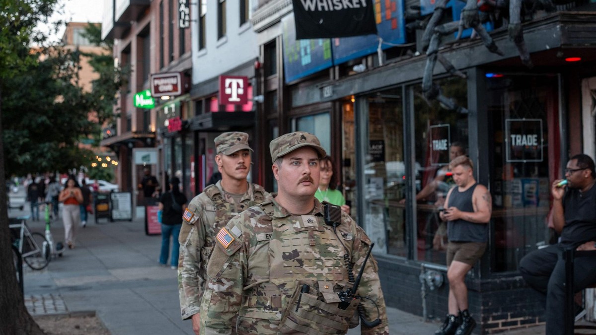 Trump Increases Federal Law Enforcement Presence, Deploys National Guard In Nation's Capital