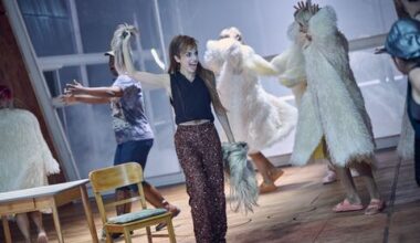 Ariane Matiakh triumphiert mit Janáčeks „Schlauer Füchsin“ in Stuttgart - Kultur regional - Reutlinger General-Anzeiger