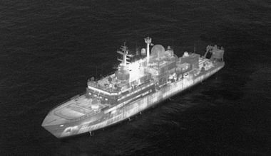 Vereinigtes Königreich: "Militärische Optionen bereit", nachdem russisches Schiff Laser gegen britische Piloten einsetzt -