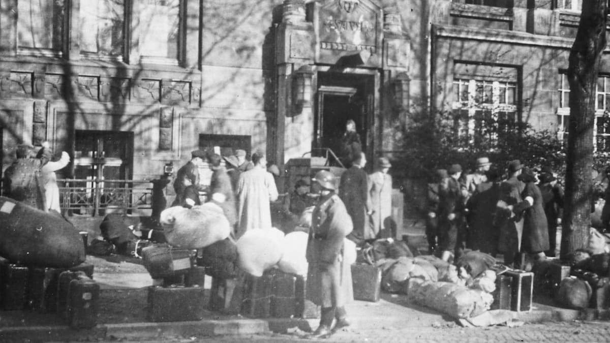 Historischer Fund: Das Verbrechen im Bild – Erste Fotos der jüdischen Deportation aus Hamburg entdeckt