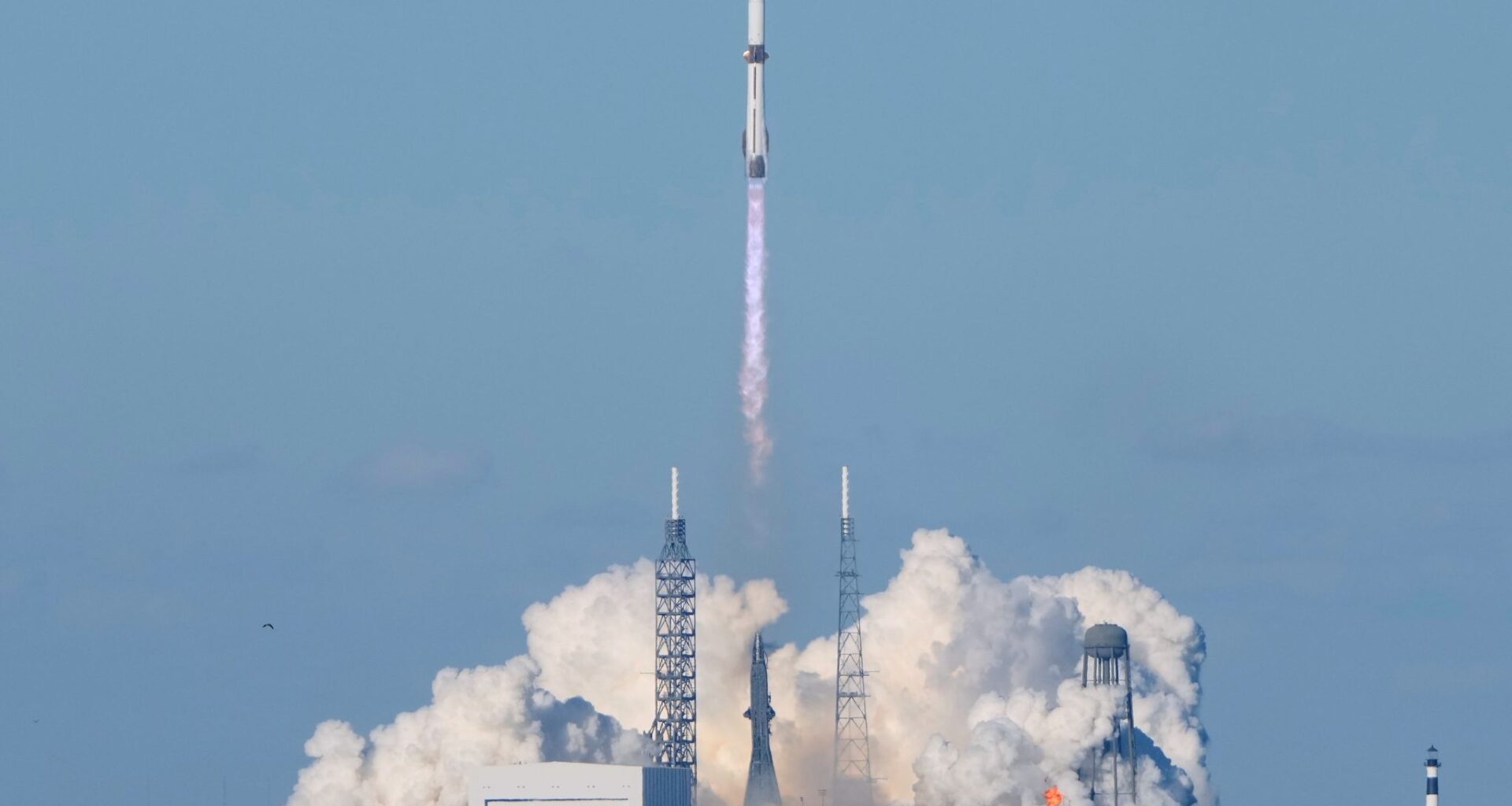 Bezos-Rakete bringt Mars-Orbiter ins All - Wissenschaft