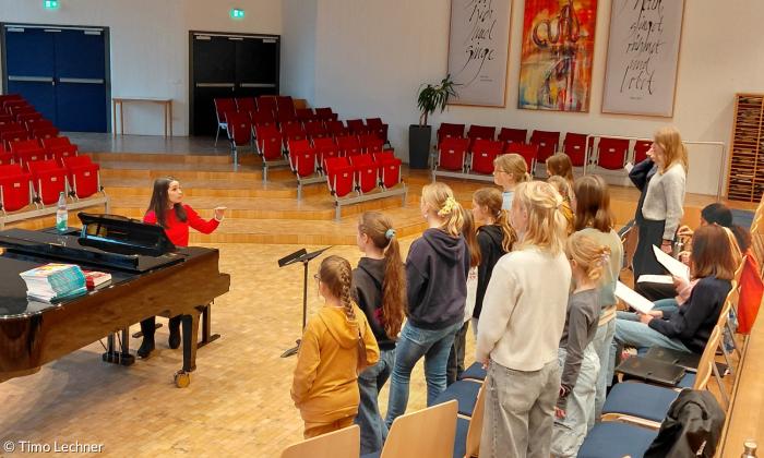 Claudia Jennings mit dem Windsbacher Mädchenchor