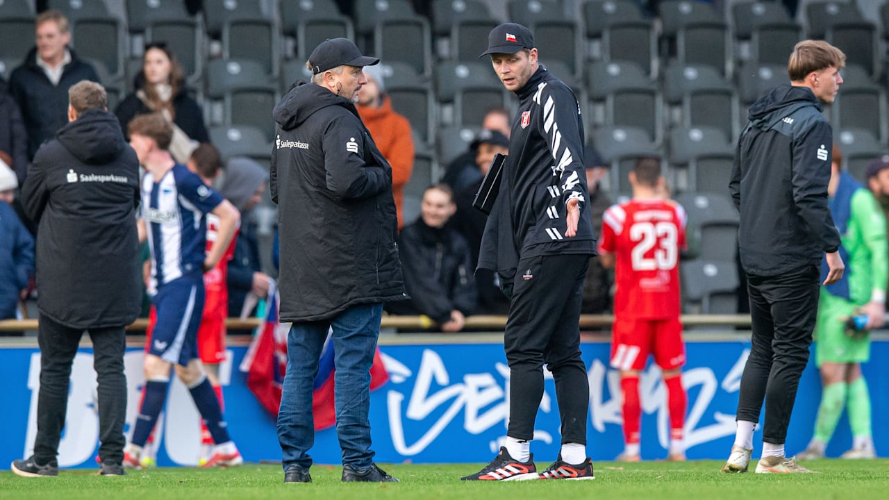 Ost-Klub in der Krise: Fliegt jetzt dieser Trainer? | Sport