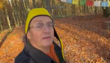 Wigald Boning und Bernhard Hoëcker steigen in MV auf den Helpter Berg