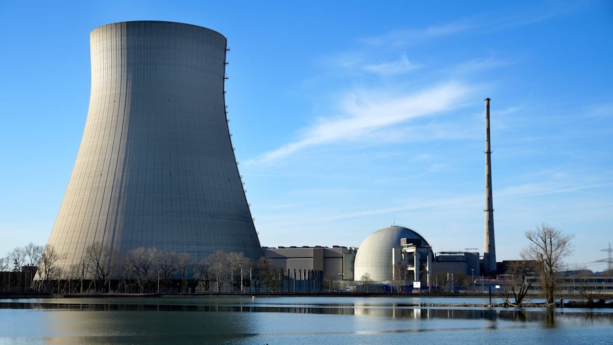 Arbeiten gestoppt: Panne bei Rückbau in stillgelegtem Kraftwerk Isar 2 – Metallteil beschädigt Druckbehälter