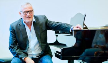 Konstantin Wecker räumt Verhältnis mit einer damals 15-jährigen Schülerin ein | Unterhaltung