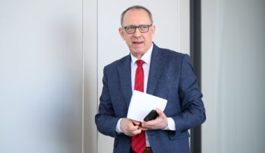 Medwedew-Treffen abgesagt: Union empört über AfD-Russland-Reise: "Das ist Landesverrat"