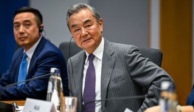 "Gemeinsamem Interesse auszutauschen": Chinas Außenminister reist zu Sicherheitsgesprächen nach Russland