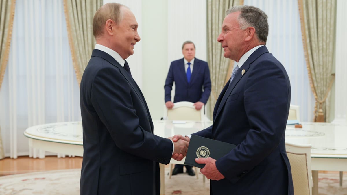 Geleaktes Telefonat: „Geheime Nebenkanäle“ – Wie Witkoff den Kreml zum Ukraine-Plan gebrieft haben soll