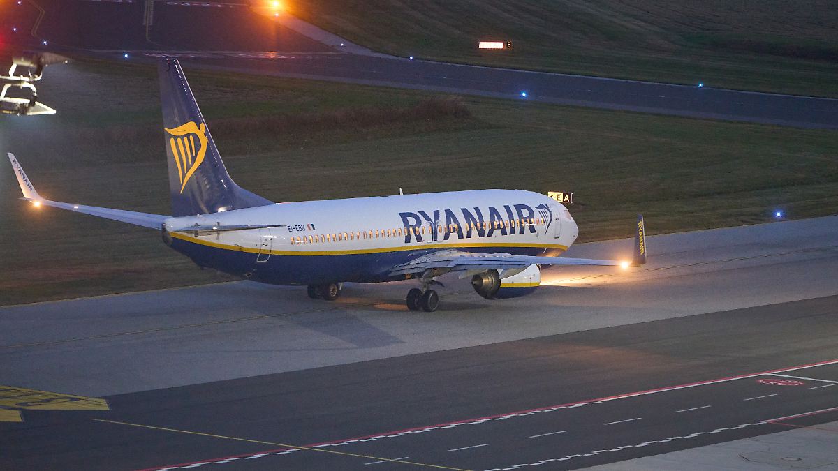 Mehr Passagiere erwartet: Ryanair steigert Gewinn dank teurerer Tickets