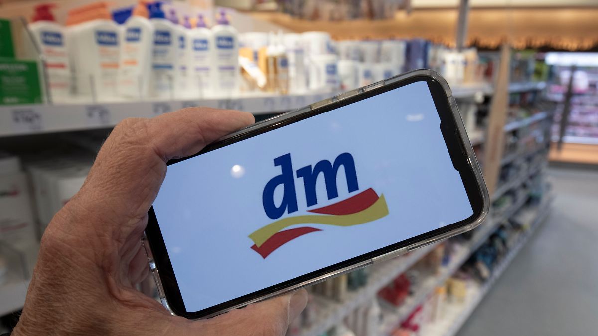 Apotheker alarmiert: Drogeriekette dm plant Versand von Arzneimitteln