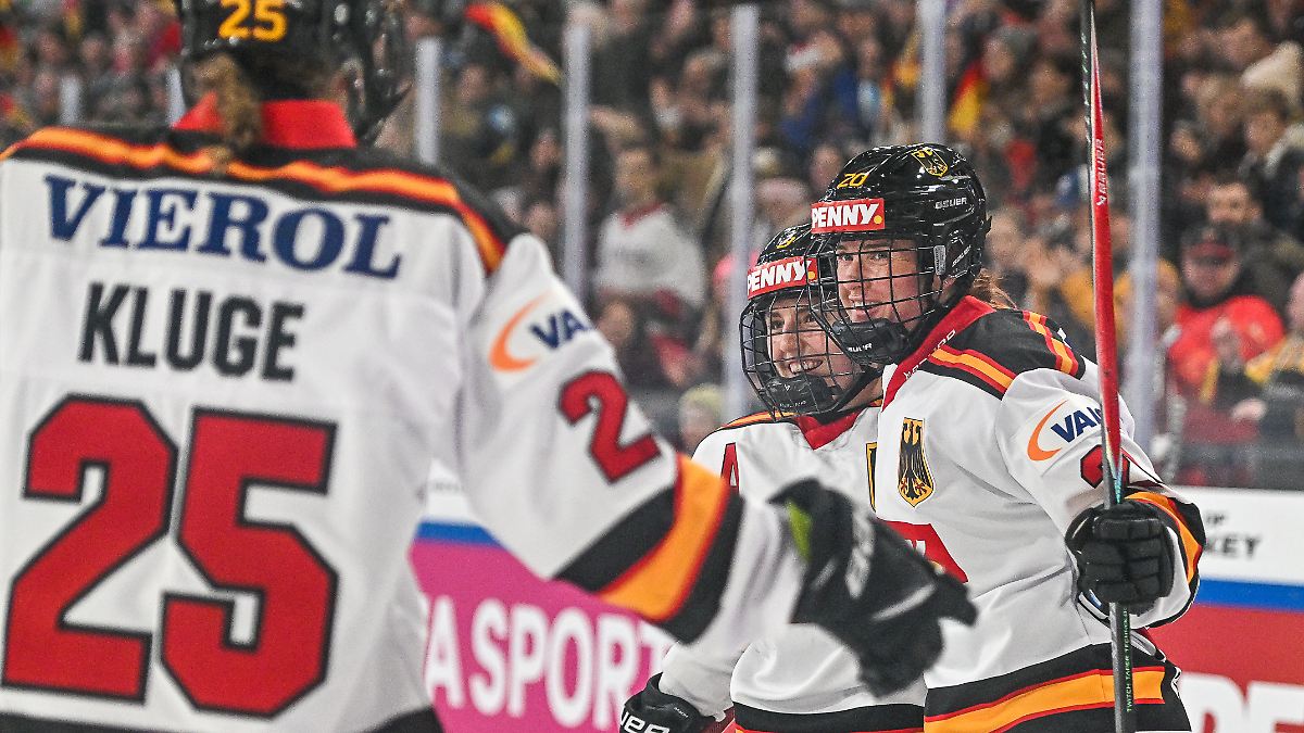 Der Sport-Tag: DEB-Frauen gewinnen mit Kantersieg Deutschland Cup