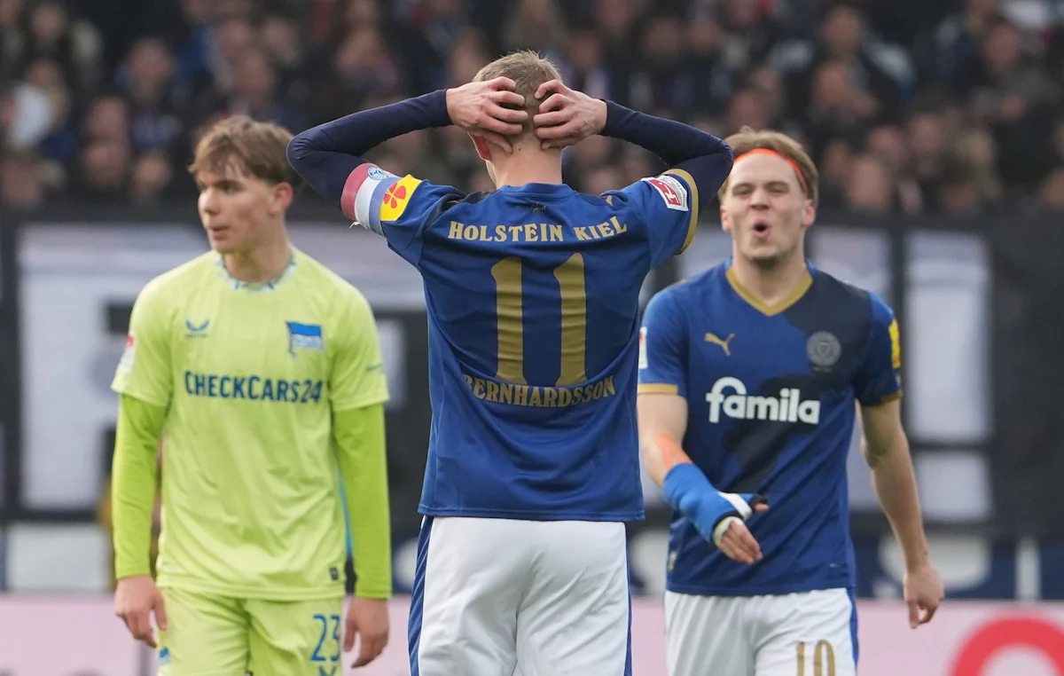 2. Fußball-Bundesliga - Fan-Wut in Kiel: Holstein steckt im Abstiegskampf - Sport