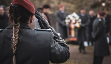 Nordfriedhof Dresden: Tote Soldaten mahnen
