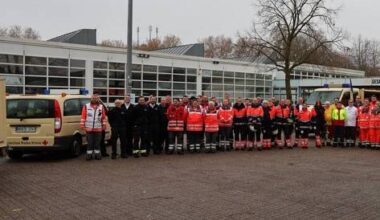 Mönchengladbacher Hilfsorganisationen üben den Aufbau eines Betreuungsplatzes