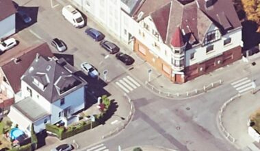 Unfallflucht in Dortmund-Oestrich: Autofahrerin fährt Kind an