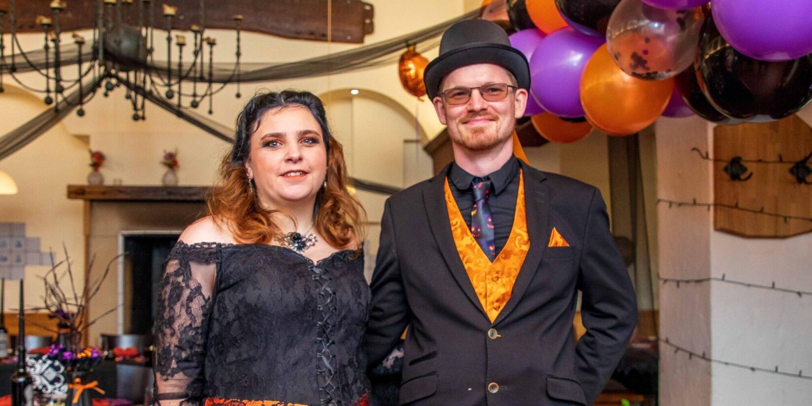 Anne und Marcel Blei aus Marl feiern Halloween-Hochzeit