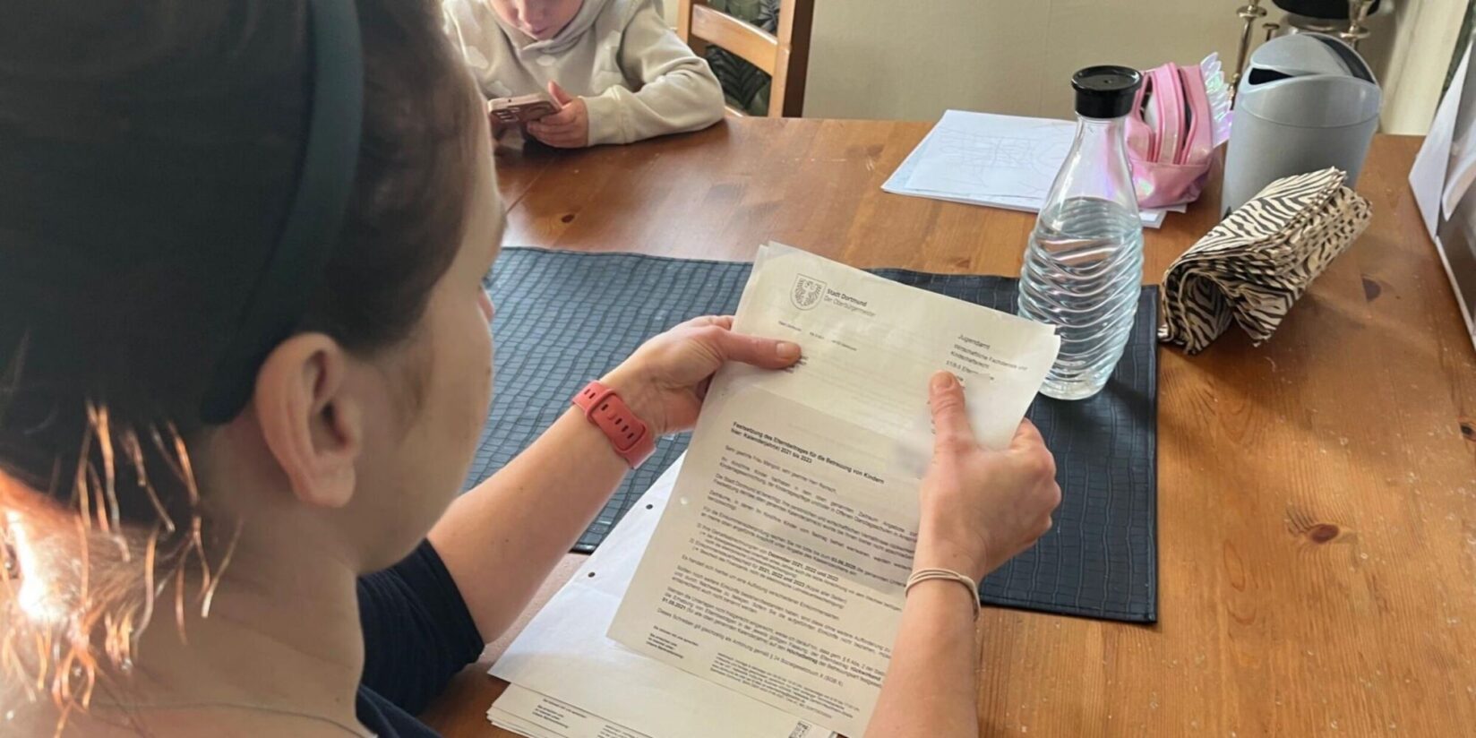 Dortmunder Familie soll 2200 Euro Kita-Beitrag nachzahlen „Es war nicht unser Fehler“