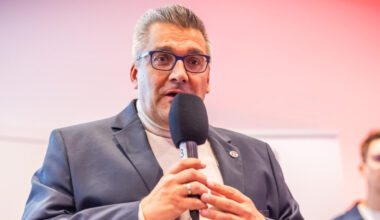 Dortmunds Fußball-Boss: Vereinen drohen Kollektivstrafen