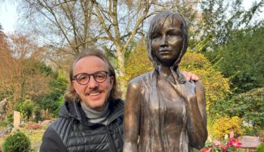 Skulptur für Justyna Palka ist zurück auf dem Hauptfriedhof