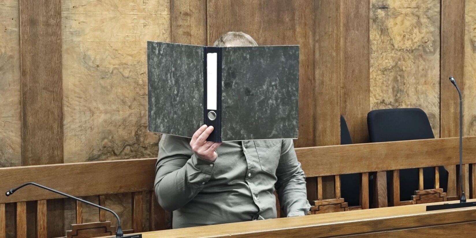 Tödliches Autorennen auf A59: Raser zu Haft verurteilt