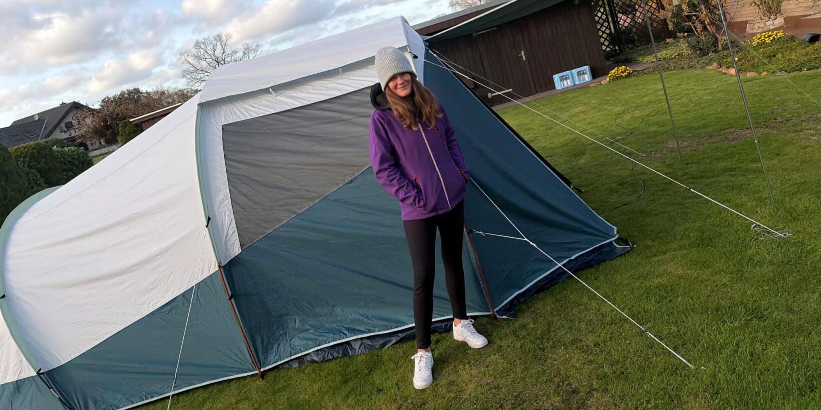 Sarah lebt im Zelt – schwere Erkrankungen zwingen sie dazu