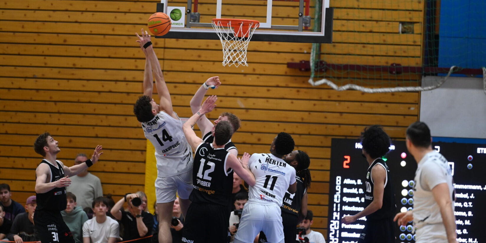 Hertener Löwen halten gegen Tabellenführer ETB Miners Essen gut mit