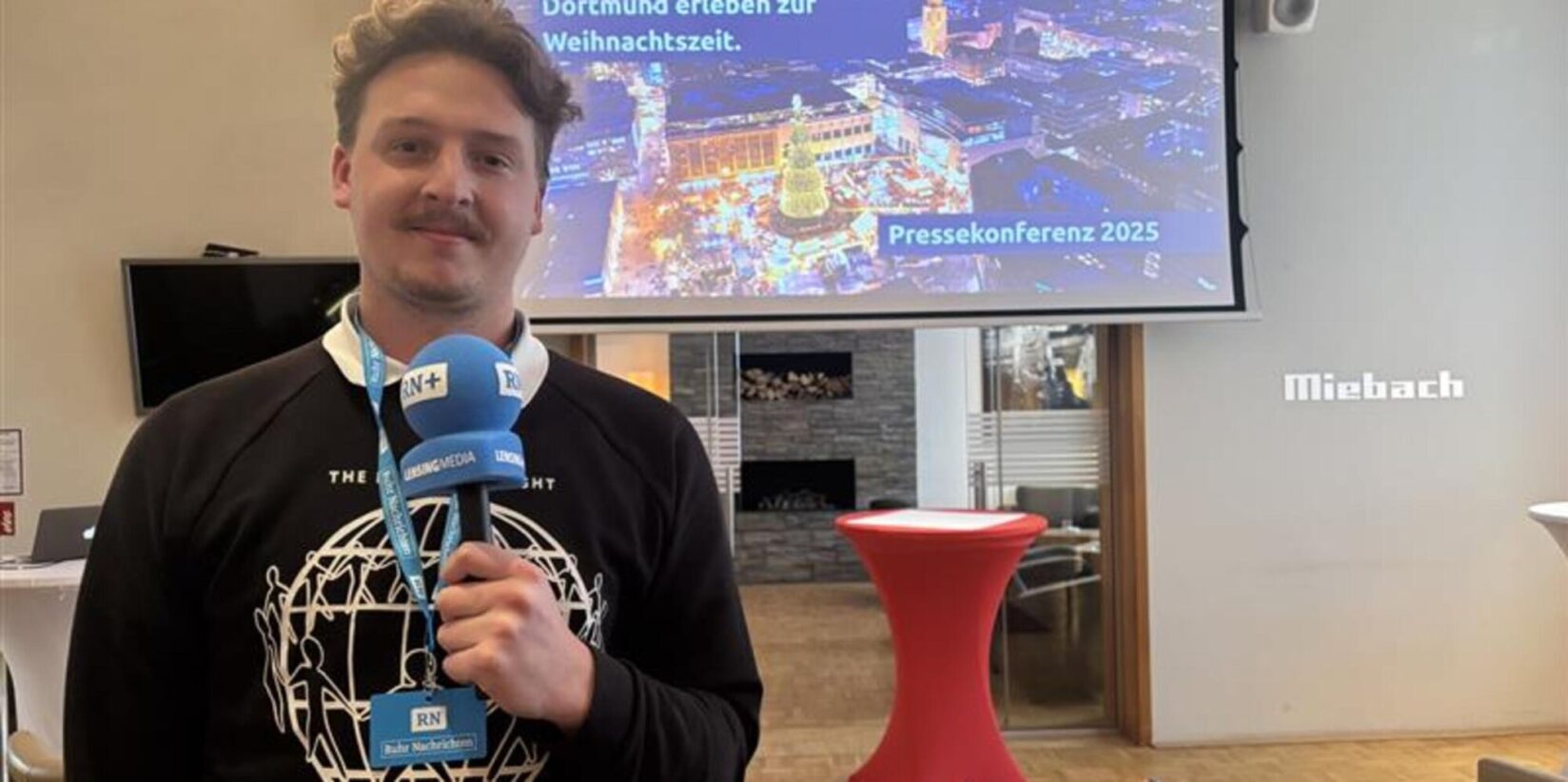 Weihnachtsmarkt Dortmund 2025: Neue Glühwein-Tasse wird enthüllt