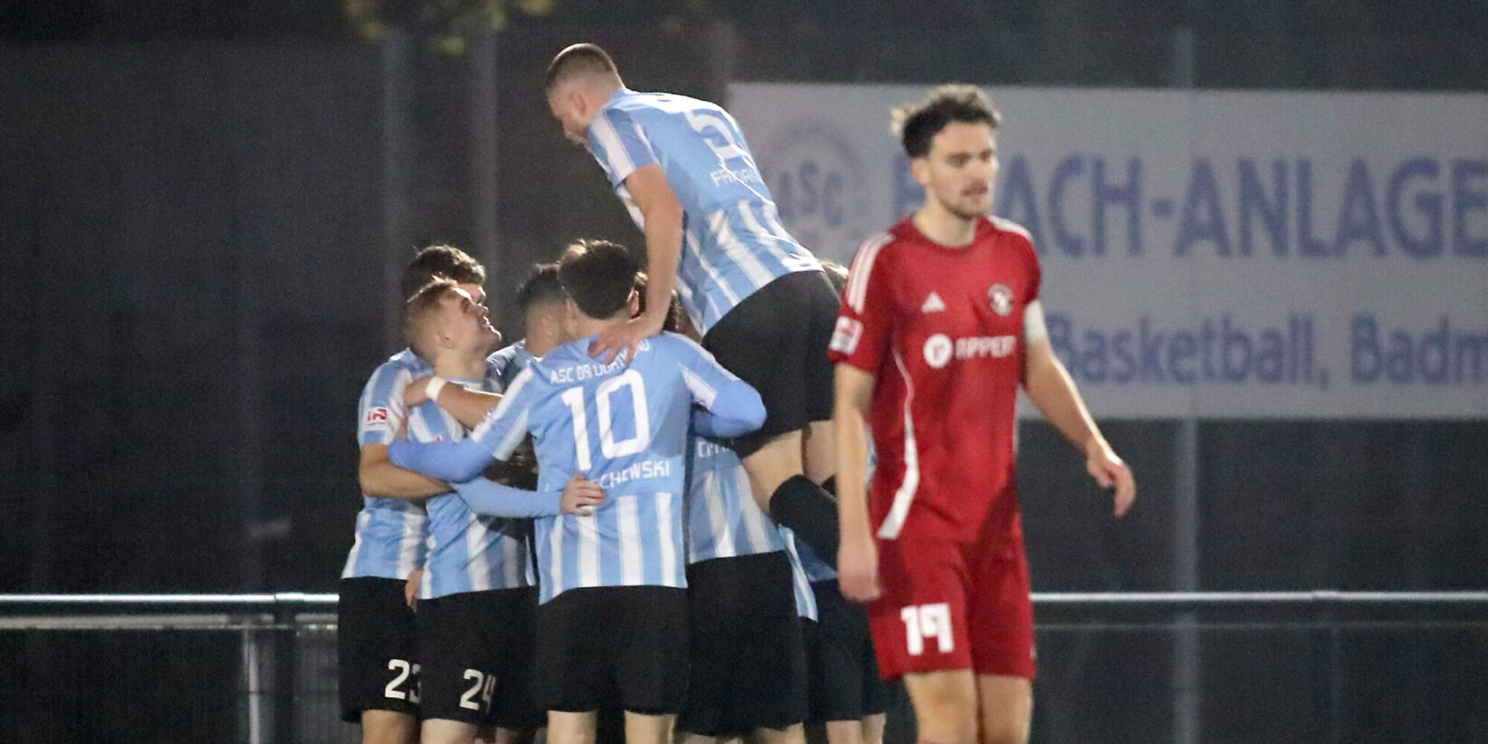 Lewin D’Hone feiert Torpremiere beim ASC 09 Dortmund