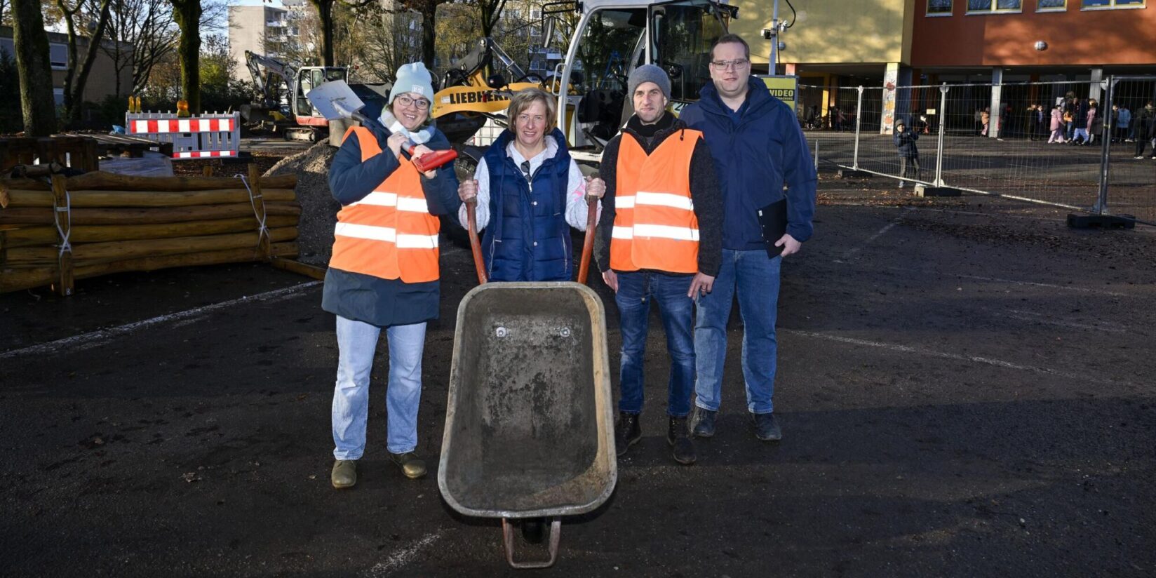 Westhausen-Grundschule Dortmund: Start für Schulhof-Umbau