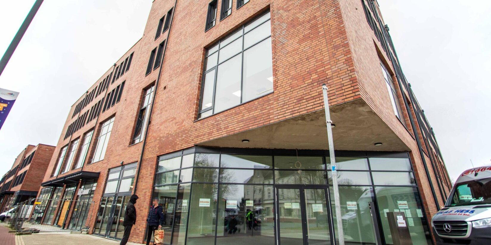 Mode-Geschäft Kult kündigt Neueröffnung an